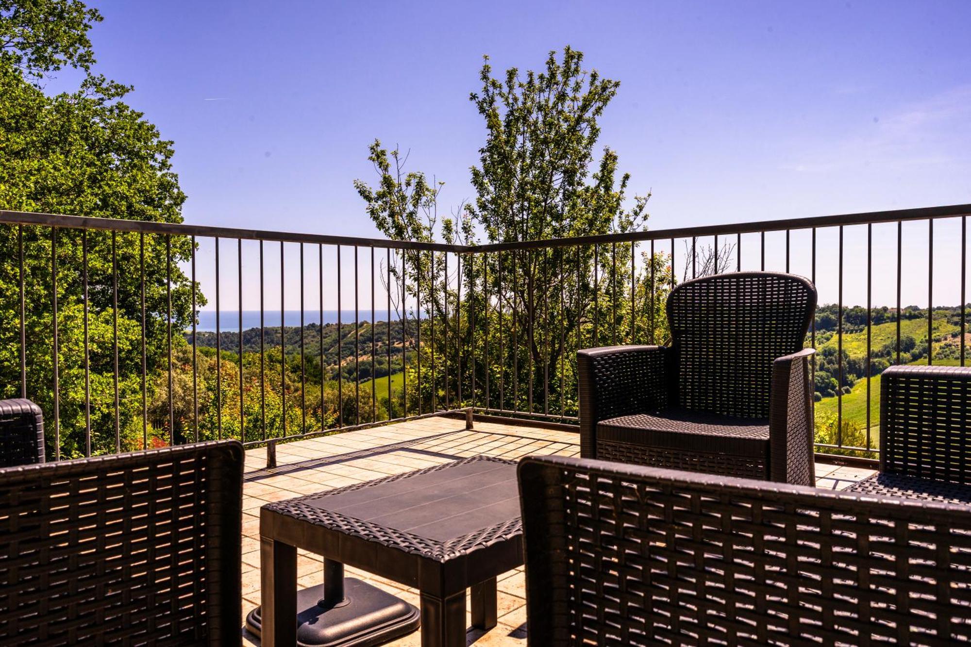 Casa Jo - Country Home With Sea View And 3 Private Ensuite Rooms Lapedona Esterno foto